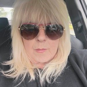 Meet your Posher, Felisa